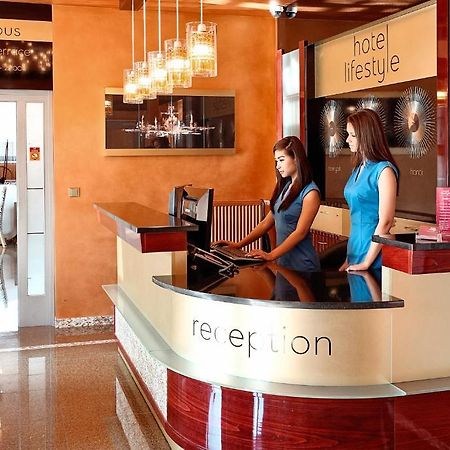 Hotel Lifestyle Prague Extérieur photo