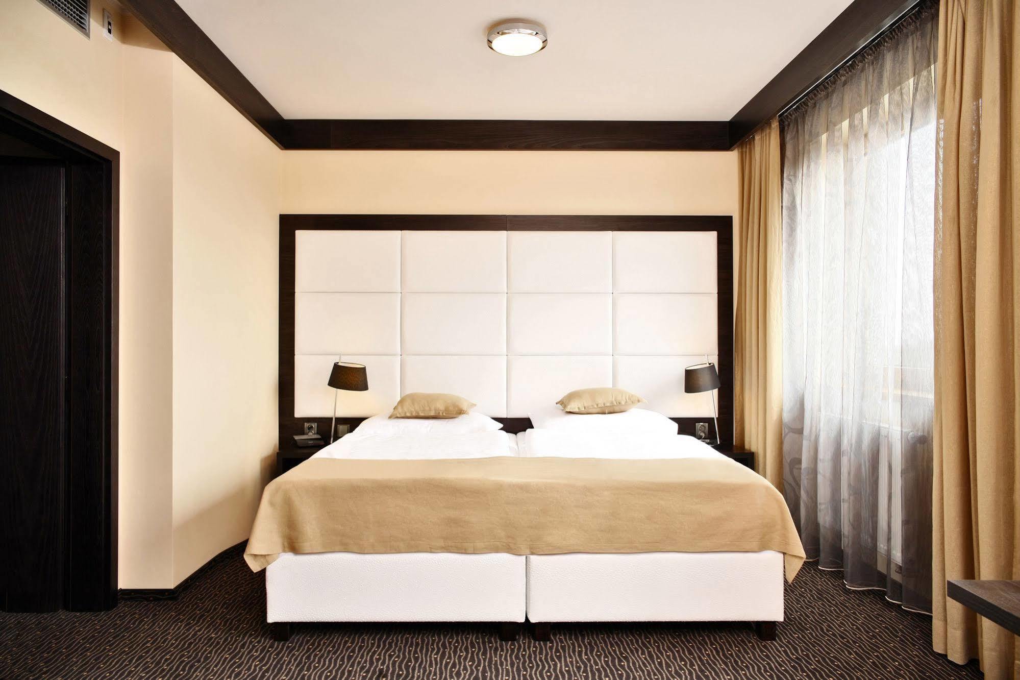 Hotel Lifestyle Prague Extérieur photo