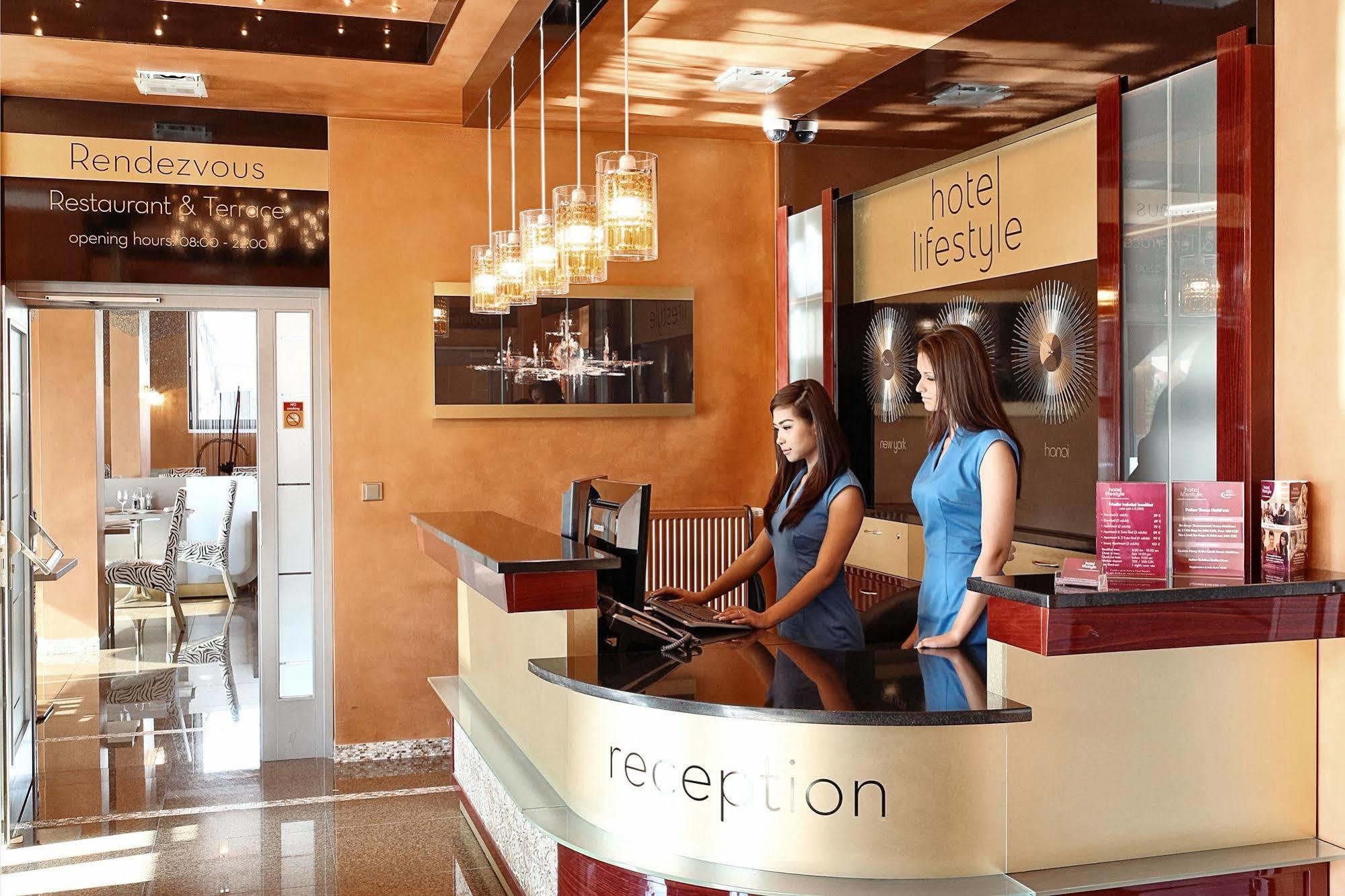 Hotel Lifestyle Prague Extérieur photo